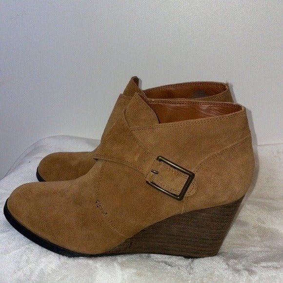 Lucky brand Sumarah  camel  suede ankle wedge boot with buckle size 10 NEW - Picture 2 of 9